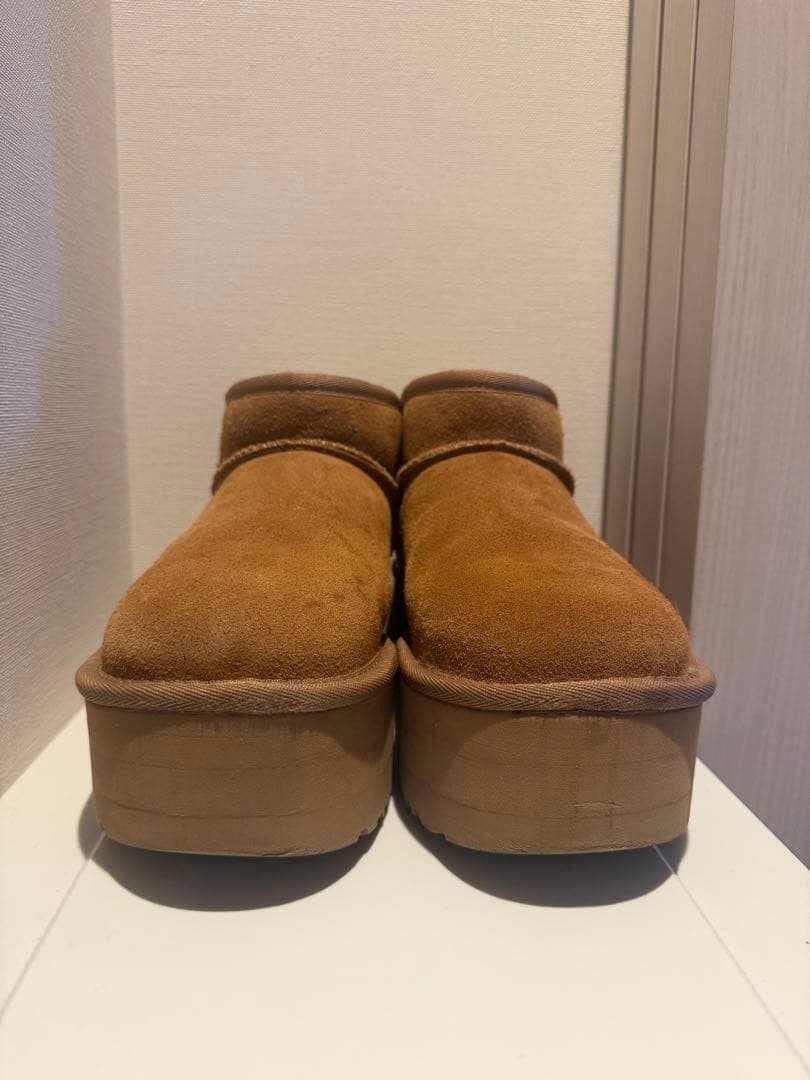 靴 UGG W Classic Ultra Mini Platform 23cm