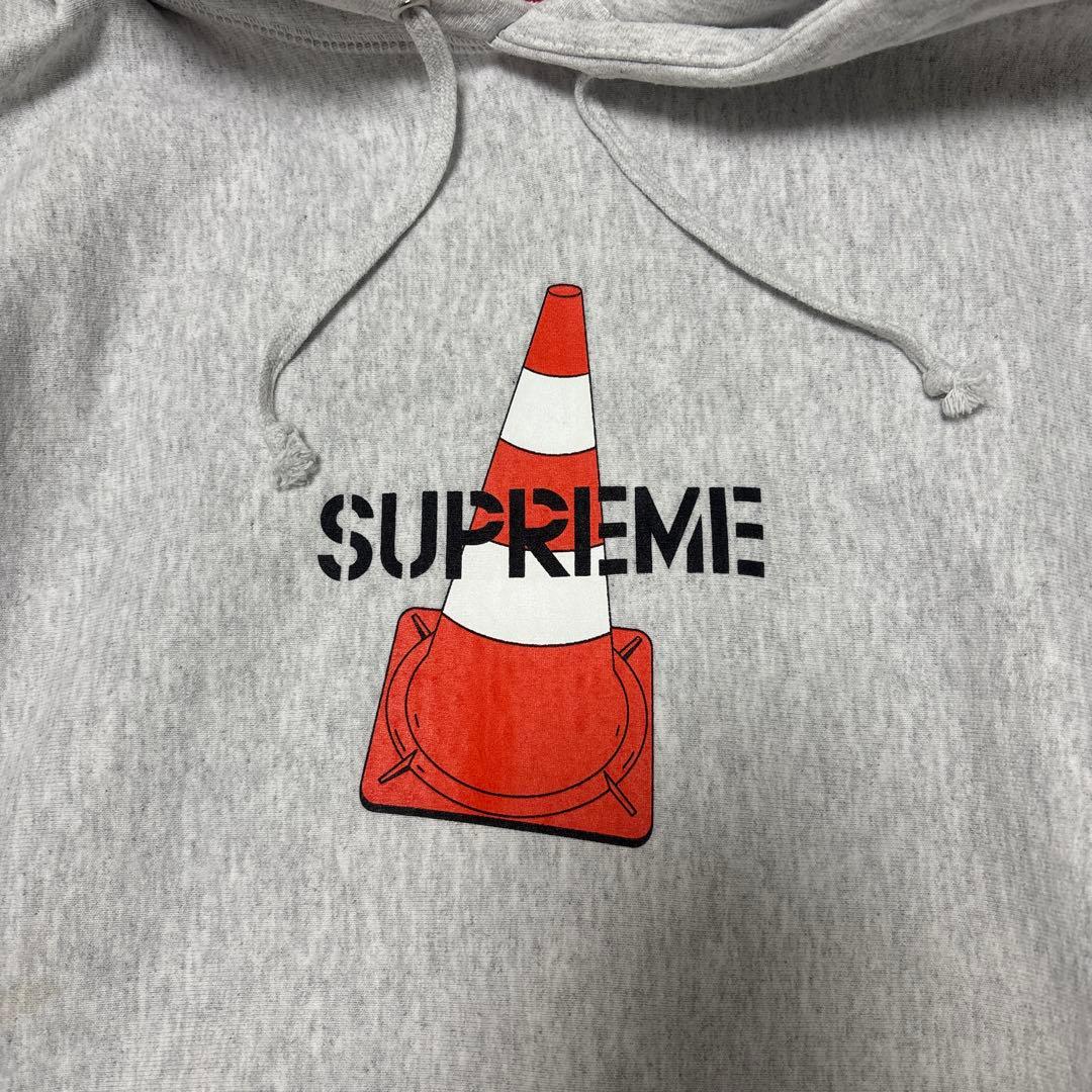 SUPREMEパーカー　カラーコーン　グレー
