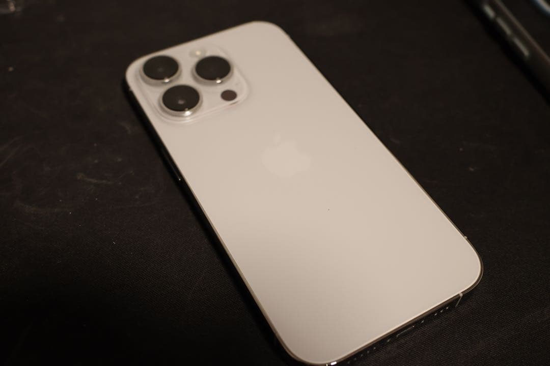 Apple iPhone 14 Pro シルバー 本体