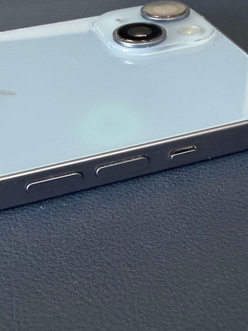 iPhone14 SIMフリー128GB 箱付き 美品 純正ケーブルは新品