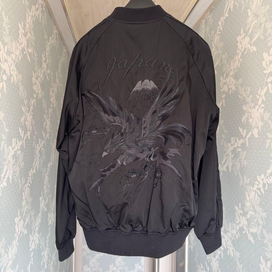 UNITED TOKYO エンブロイダリースーベニアジャケット スカジャン。