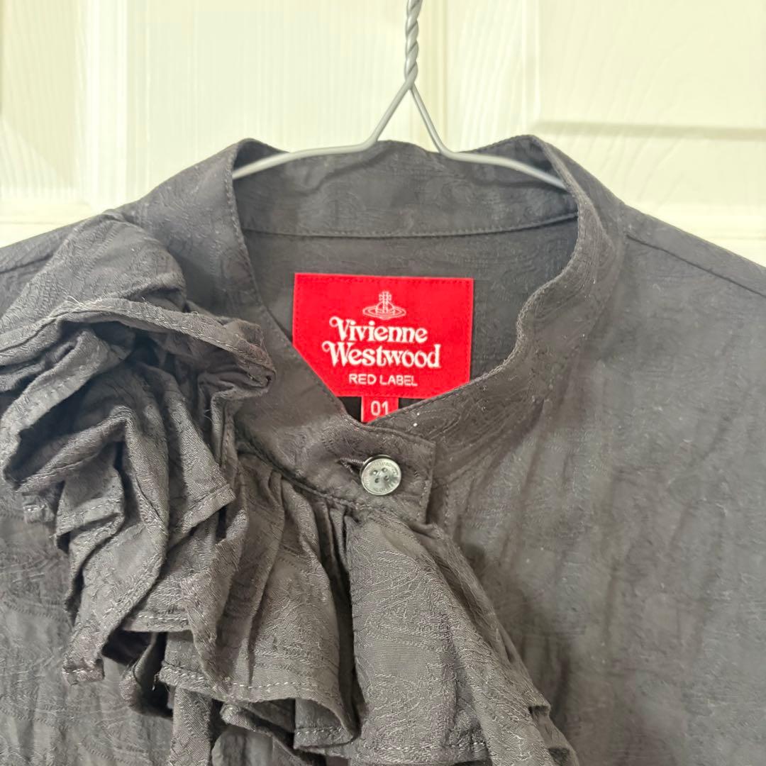 ヴィヴィアン　ブラウス