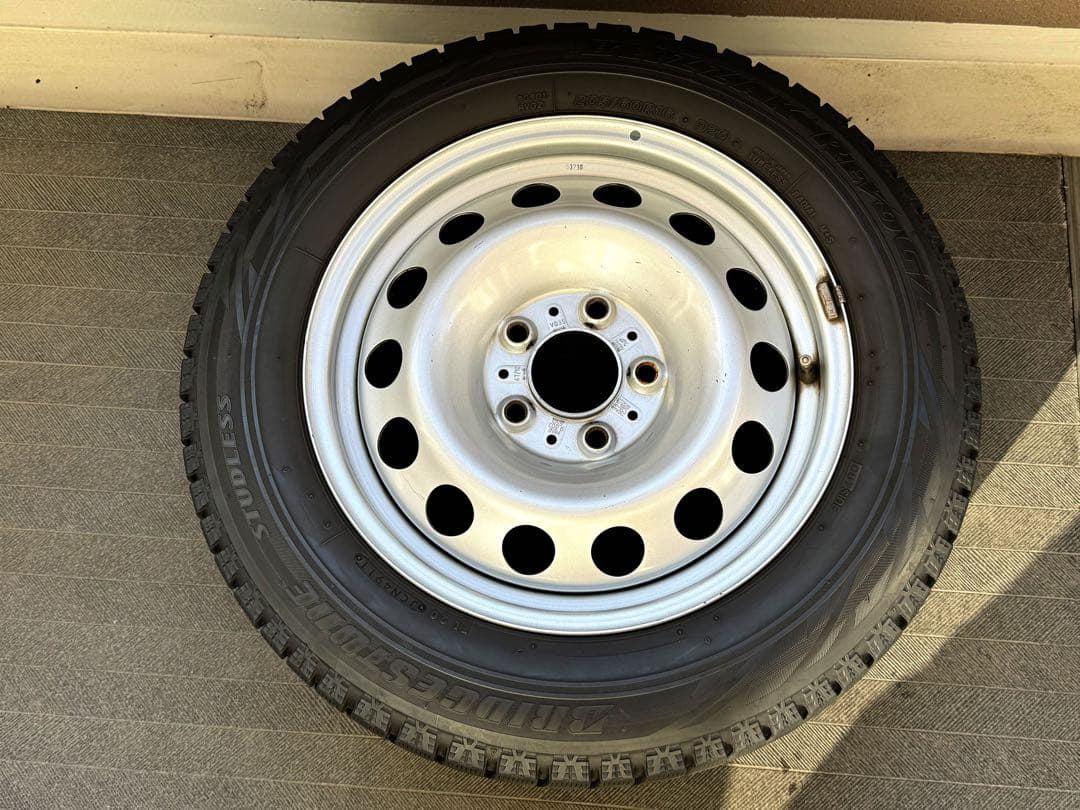 R60 ミニ クロスオーバー 16インチ 純正スチールホイール + スタッドレス