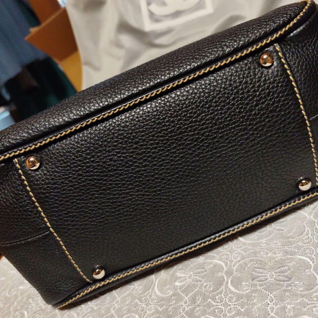 CHANEL ブラックレザー ミニボストン