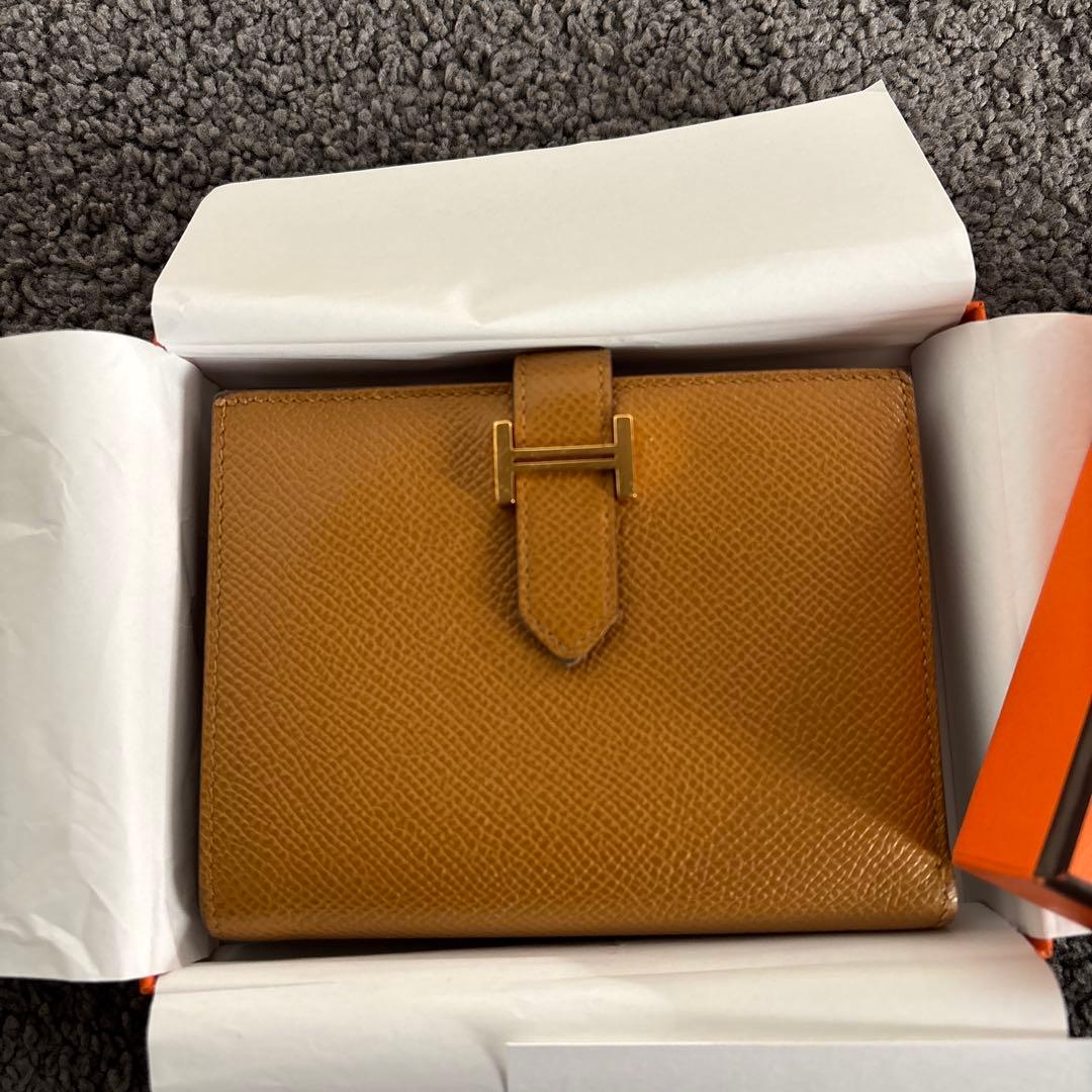 HERMES エルメス　ベアンコンパクトウォレット