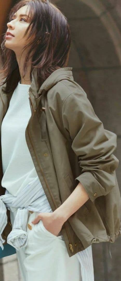 23区　ミリタリージャケット　マウンテンパーカー　オリーブ