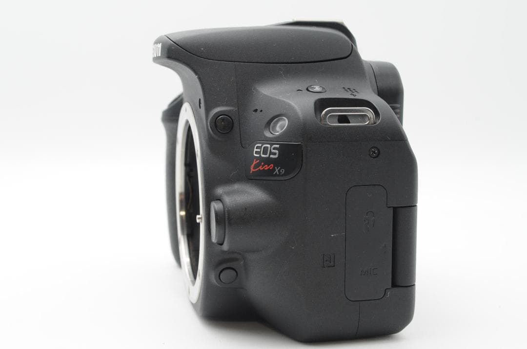 ★ほぼ新品⑥★新春初売りSALE★ Canon EOS Kiss x9 ダブル