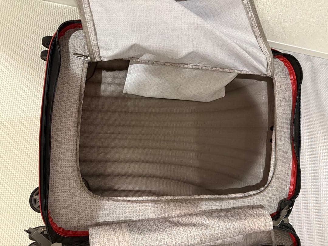 サムソナイトスーツケース