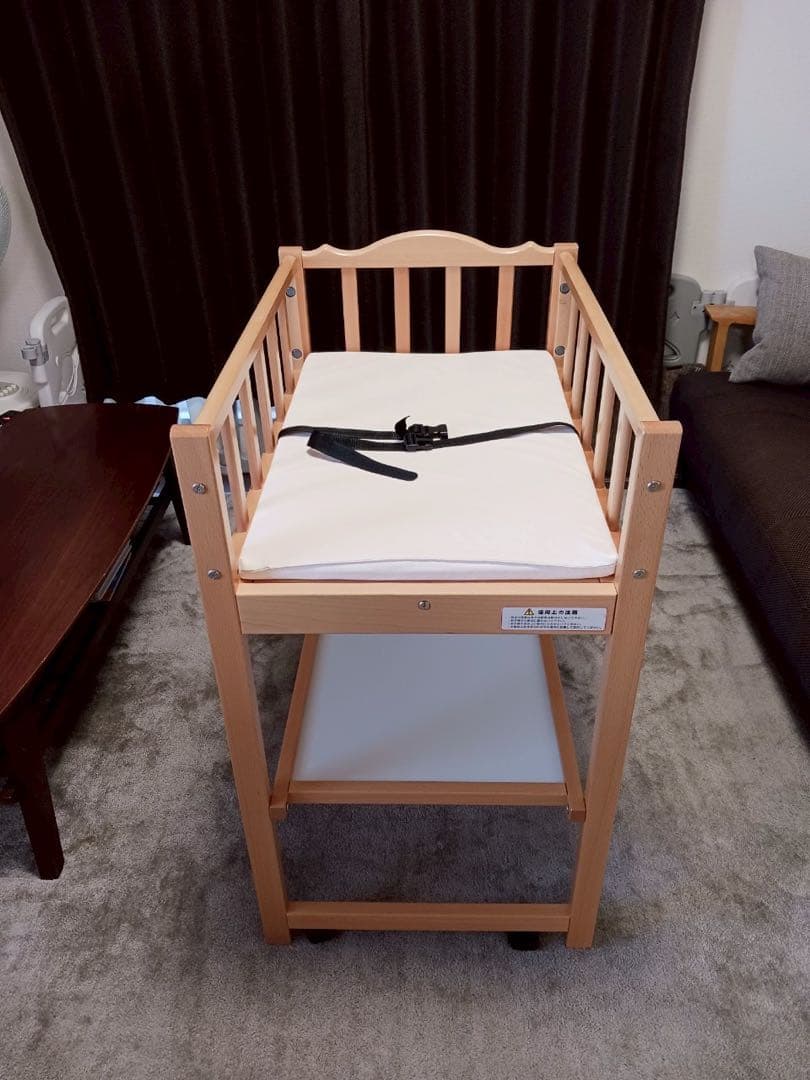 オムツ交換台　ヤマサキ