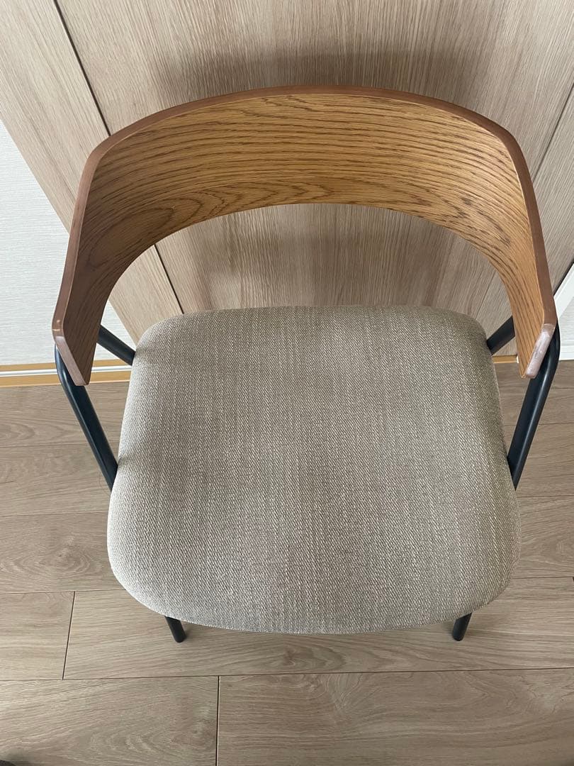 Unico elemt チェア　アイアン　ナチュラル