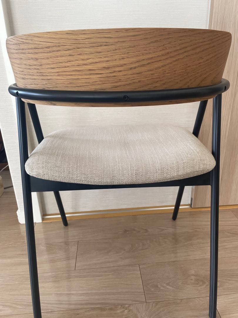 Unico elemt チェア　アイアン　ナチュラル