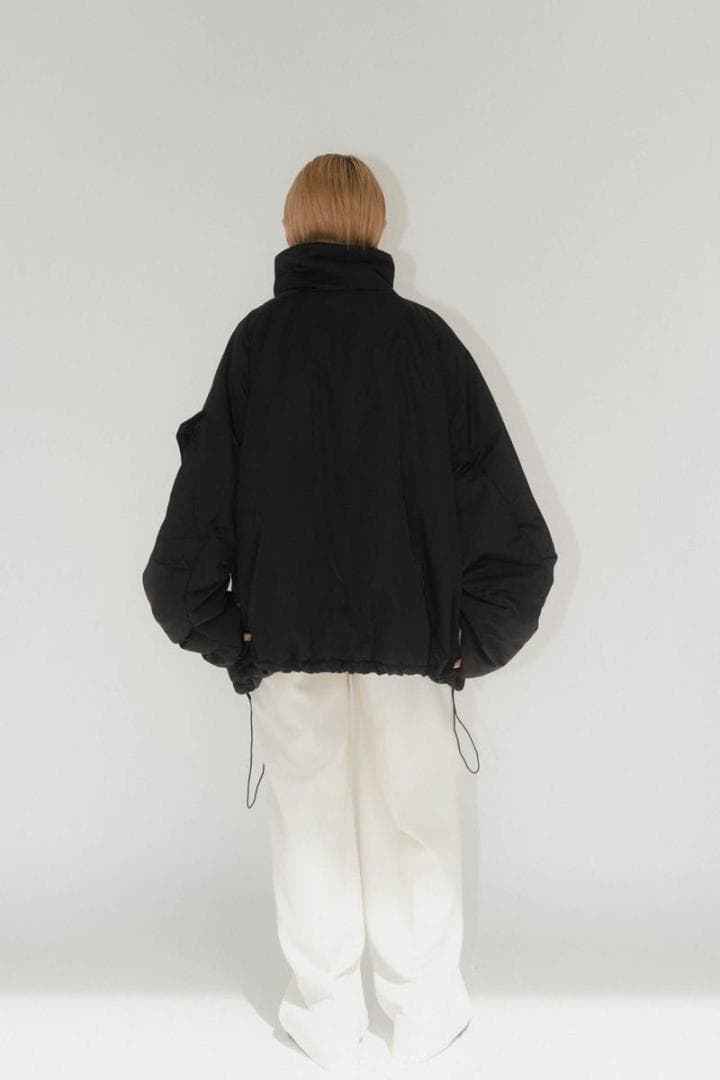 Knuth Marf クヌースマーフ スタンドカラーダウンジャケット　ブラック