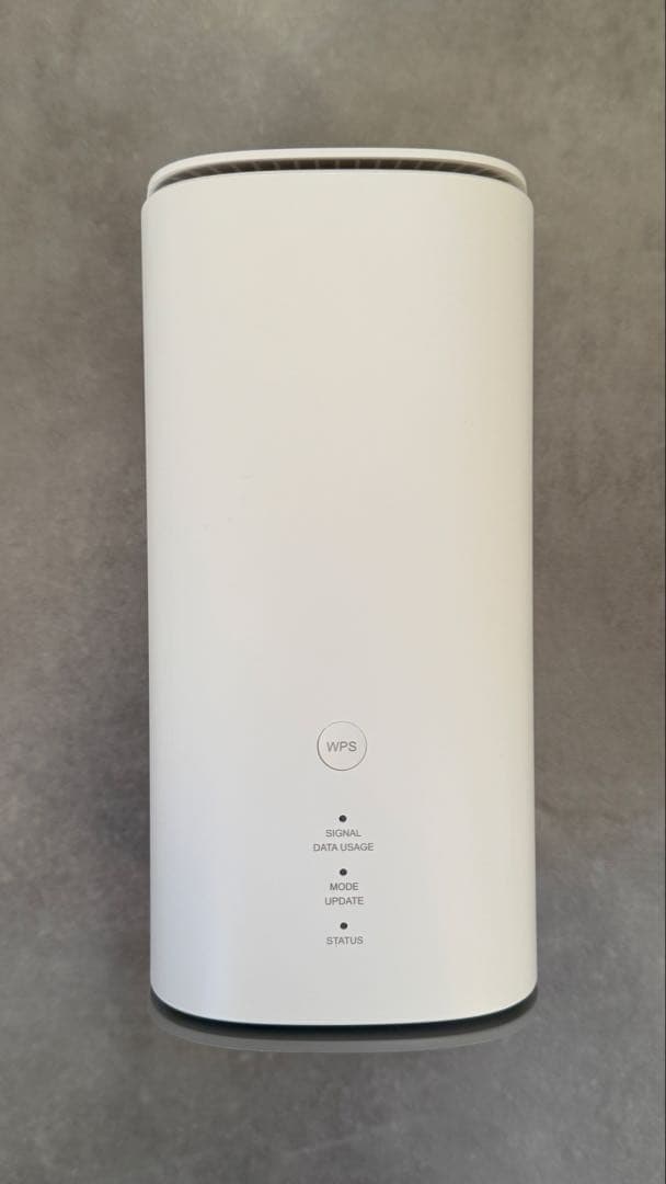 ZTE Speed Wi-Fi  5G L13 ホワイト本体と付属品