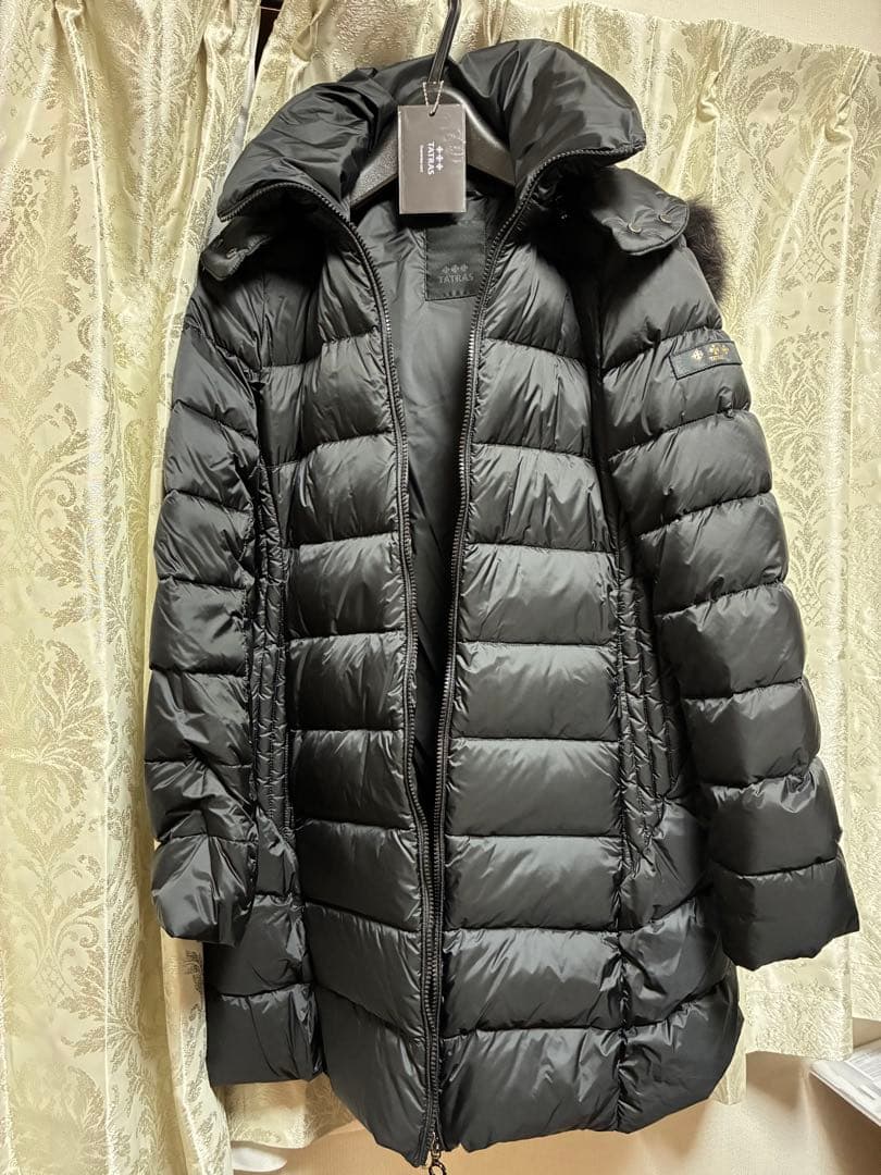 タトラス　サルマ　ダウン