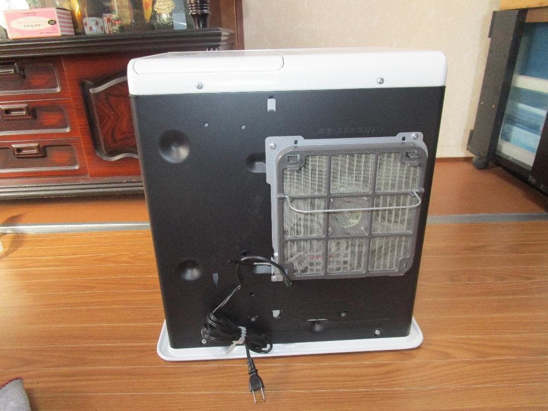 (美品）ダイニチ石油ファンヒーター FW-371650SR ホワイト