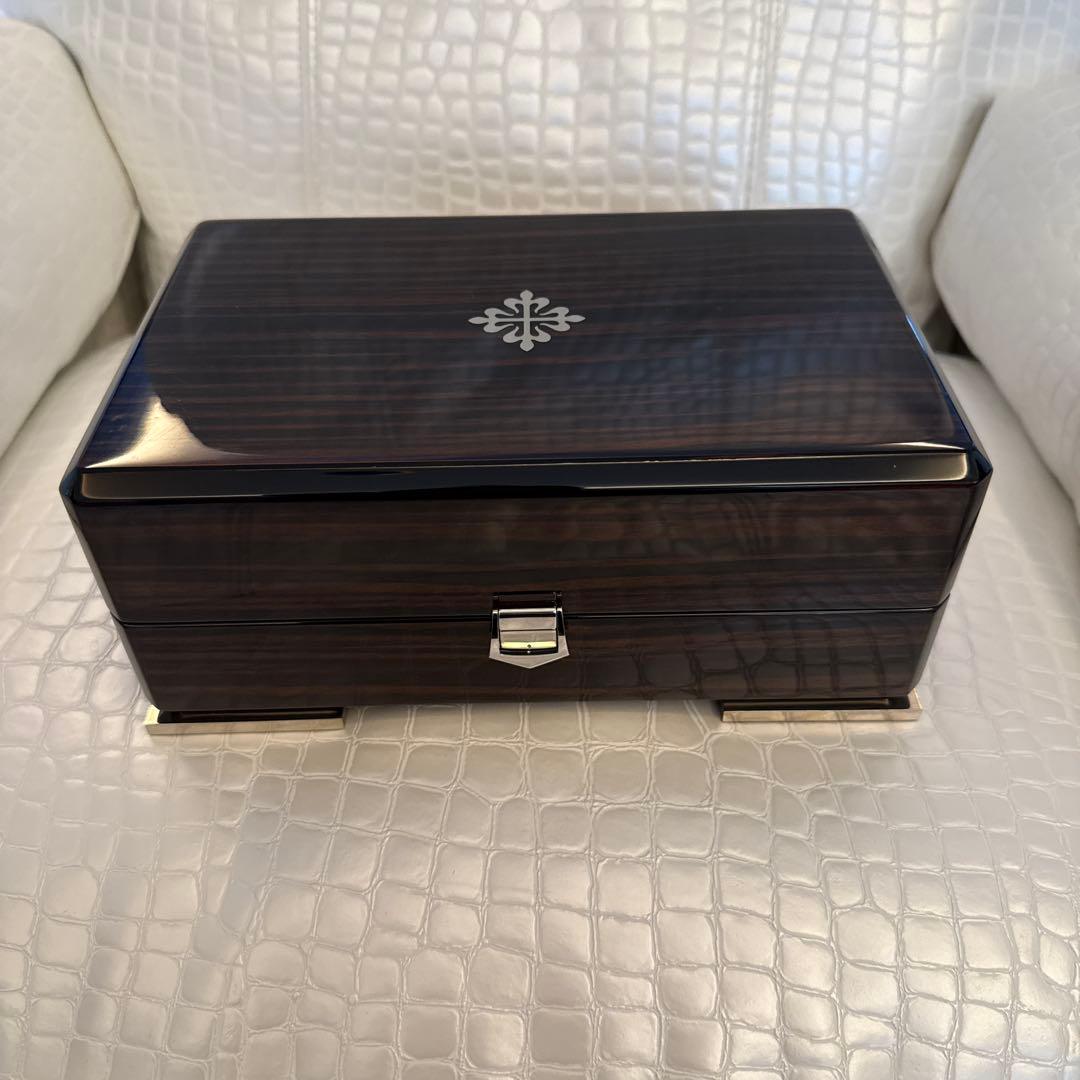 パテックフリップダークブラウン 木製時計収納ボックス