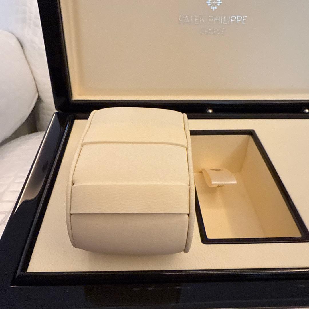 パテックフリップダークブラウン 木製時計収納ボックス