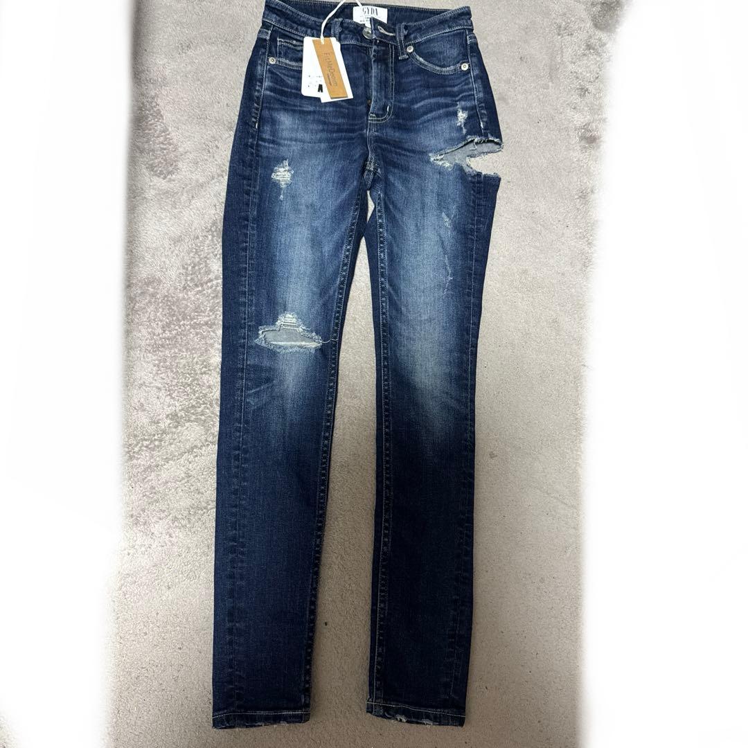 GYDAスキニーデニムパンツ SIDERIPPED