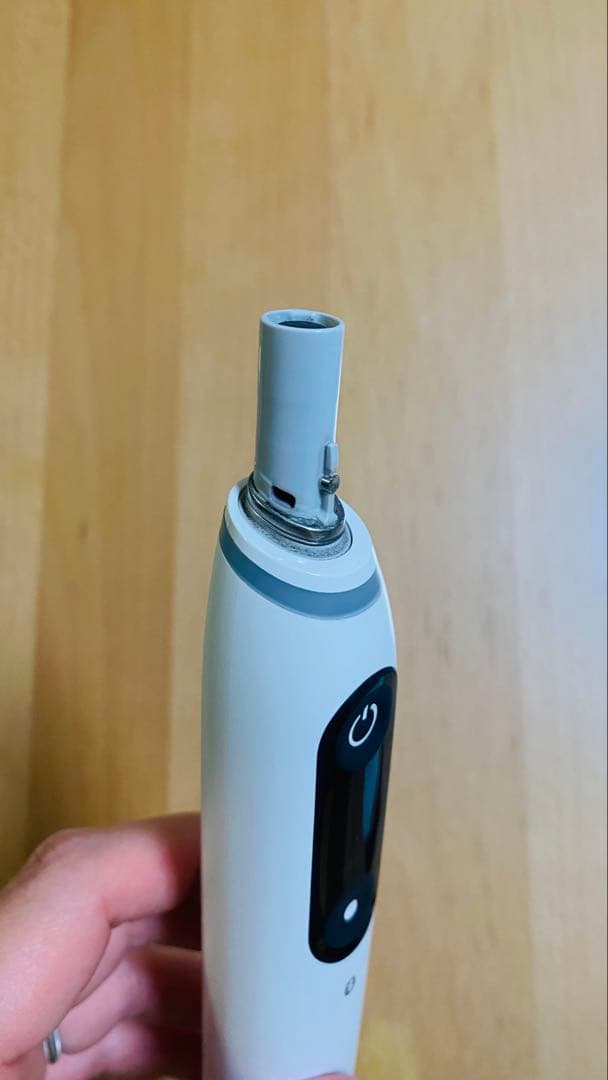 【値下げ】ブラウン BRAUN 電動歯ブラシ　oral B iO8