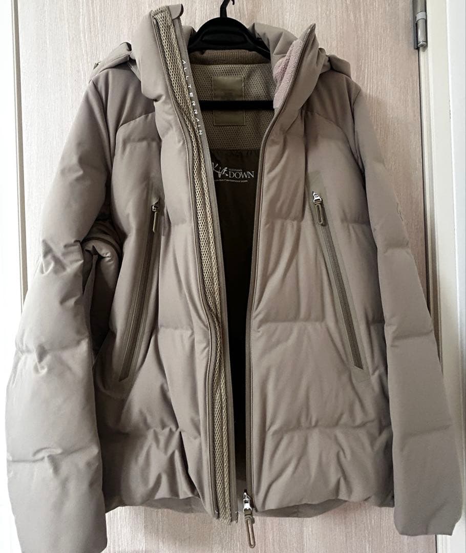 【美品】DESCENTE ALLTERRAIN AMBIT 水沢ダウン