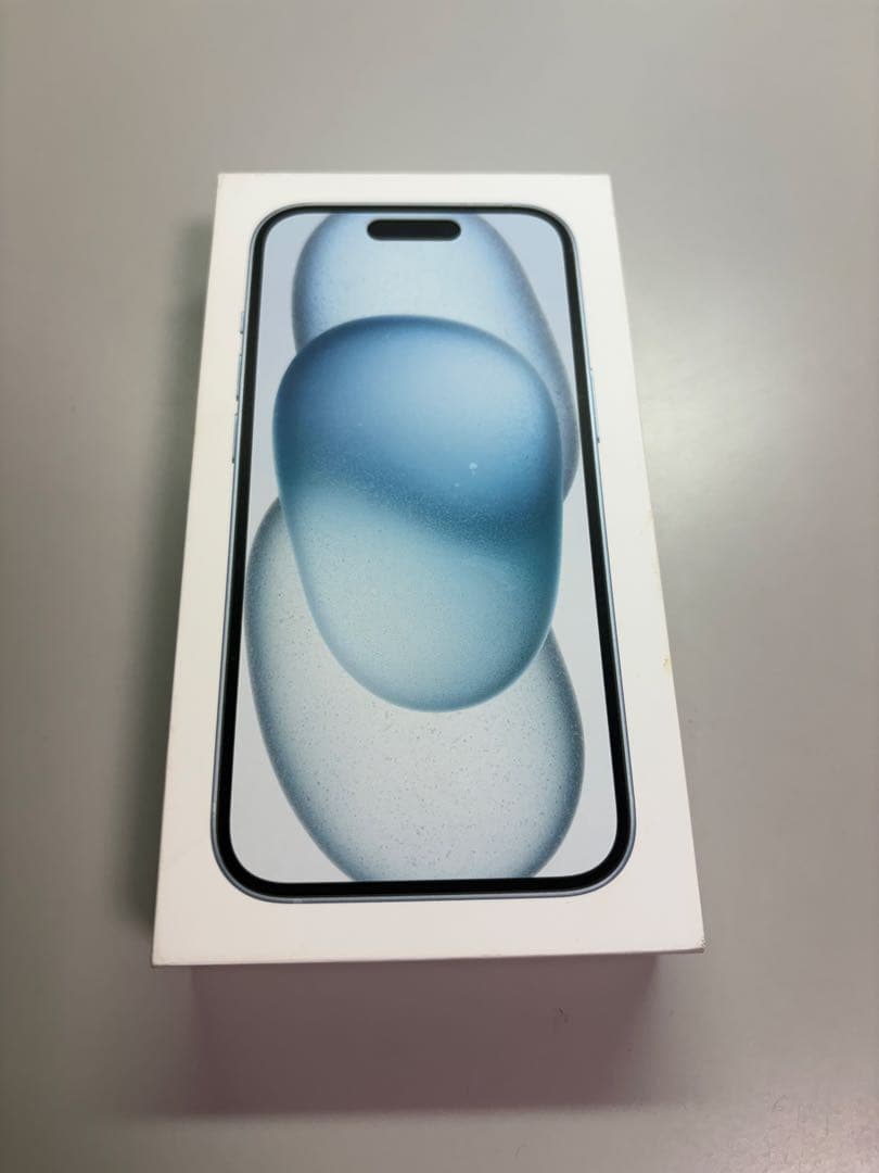 Apple iPhone 15 128GB 【背面割れ】