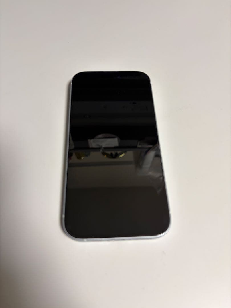 Apple iPhone 15 128GB 【背面割れ】