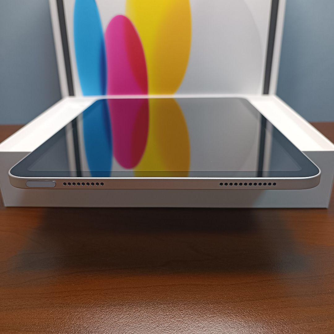 (美品) iPad 10.9 第10世代 WiFi 64GB キーボード付き