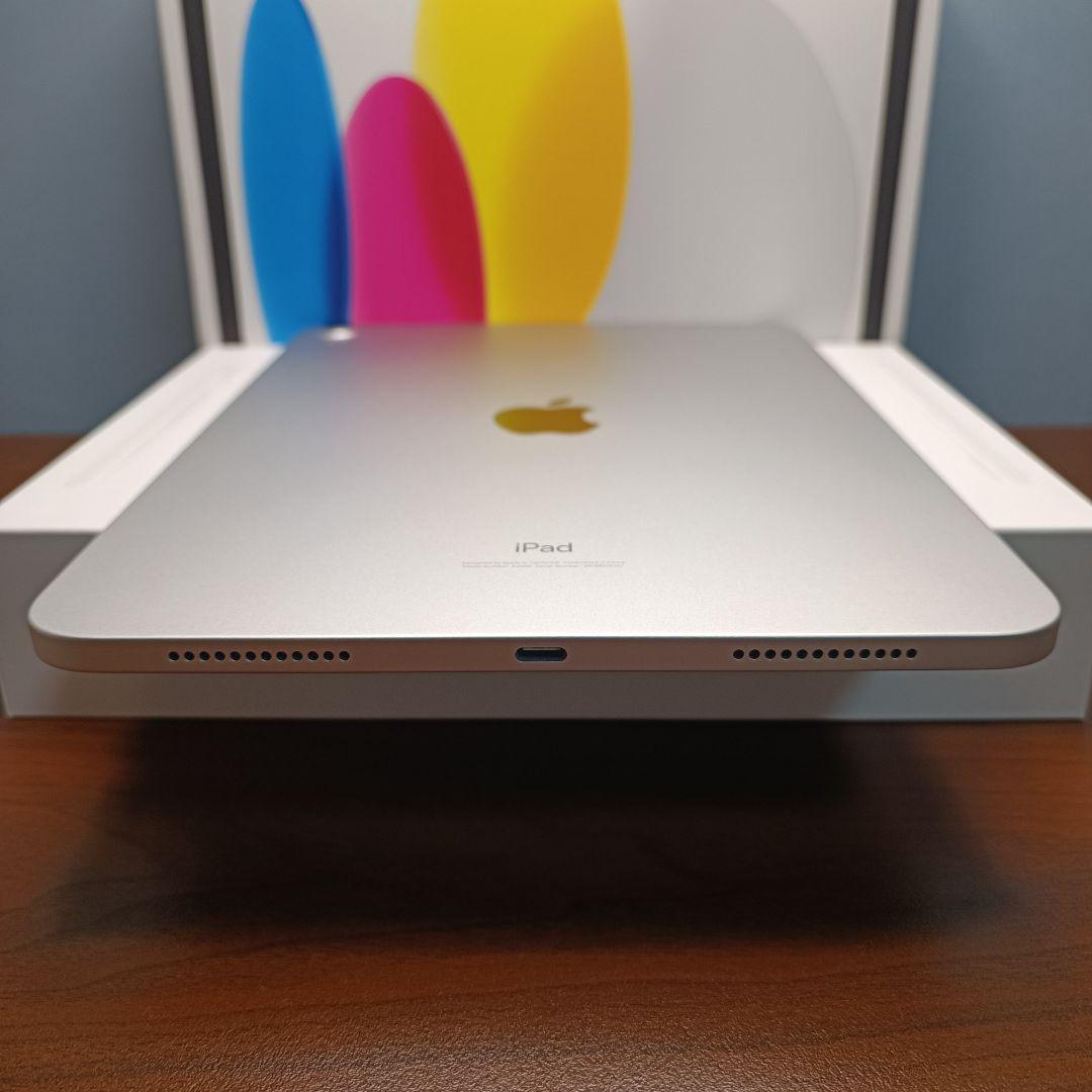 (美品) iPad 10.9 第10世代 WiFi 64GB キーボード付き