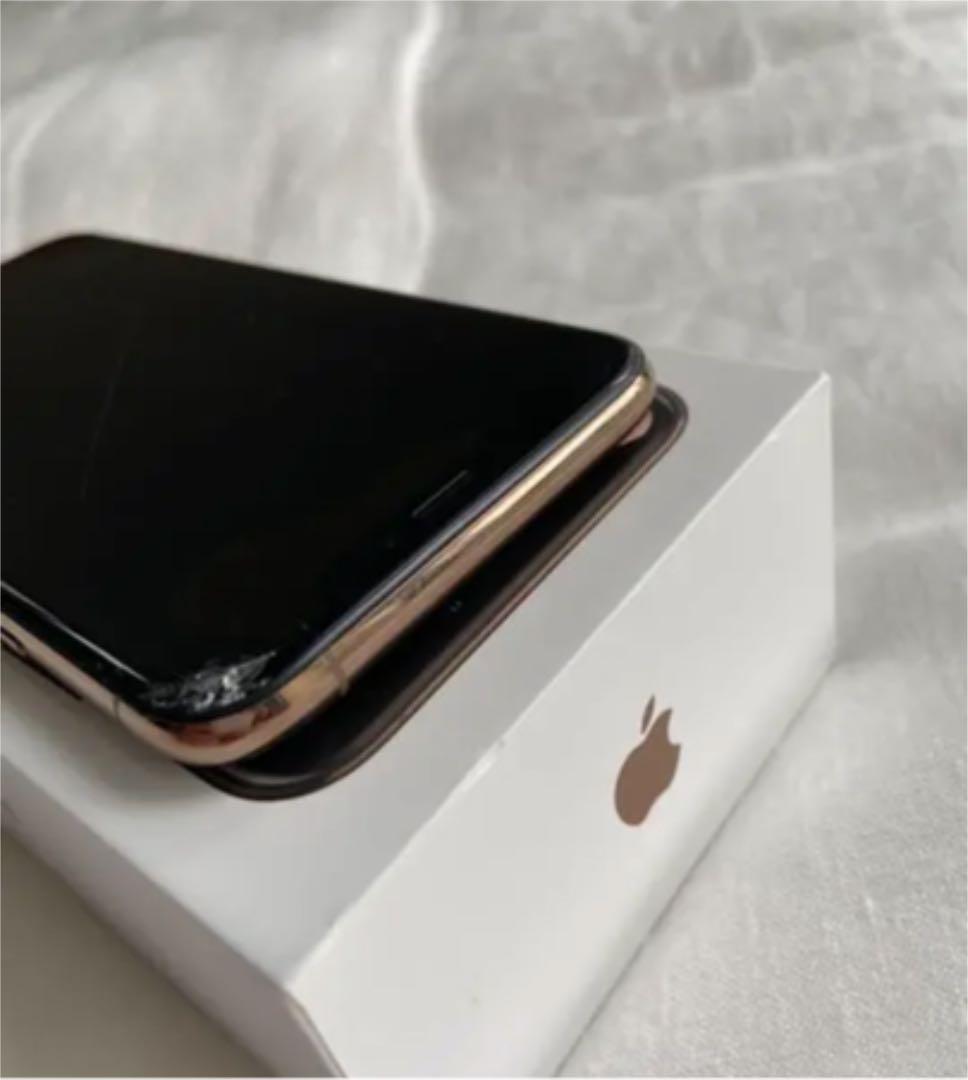 iPhone Xs Gold 64 GB SIMフリー