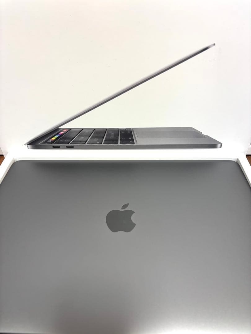 【未使用・超美品】 2020 MacBookPRO 13インチ