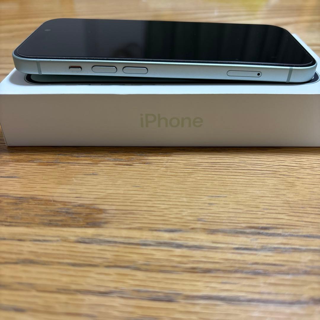 iPhone15 128GB グリーン
