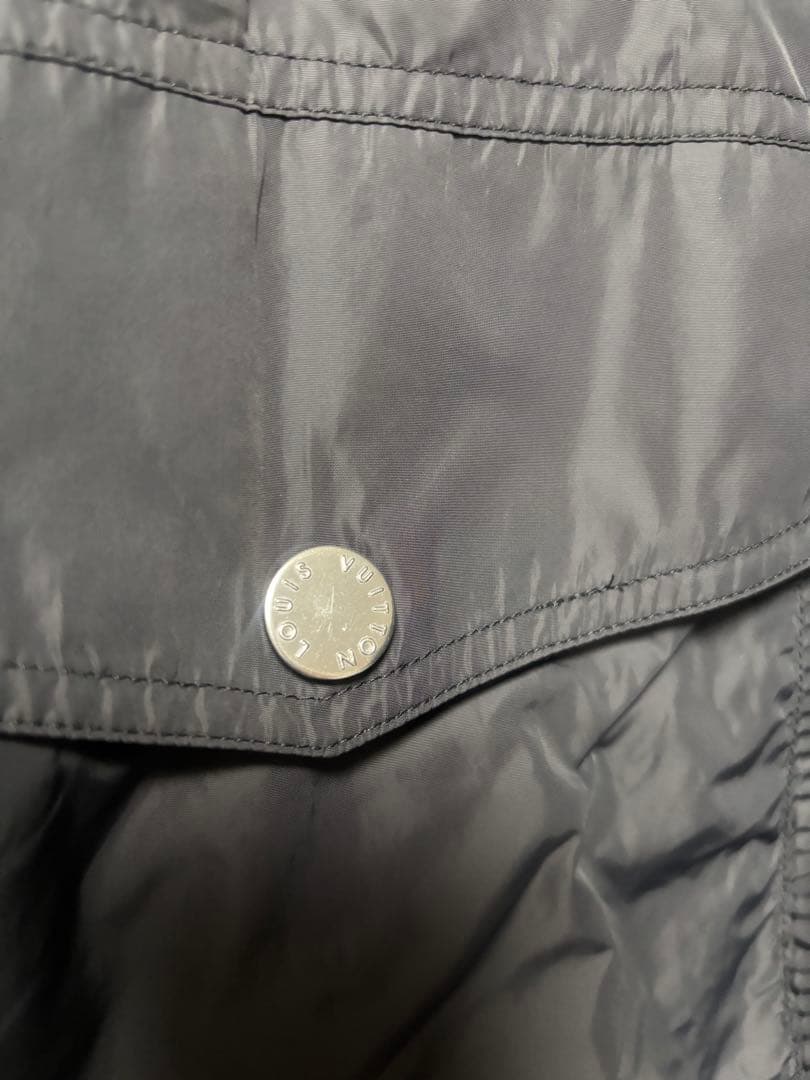 希少Louis Vuitton ダークグレー ミリタリージャケット ルイヴィトン