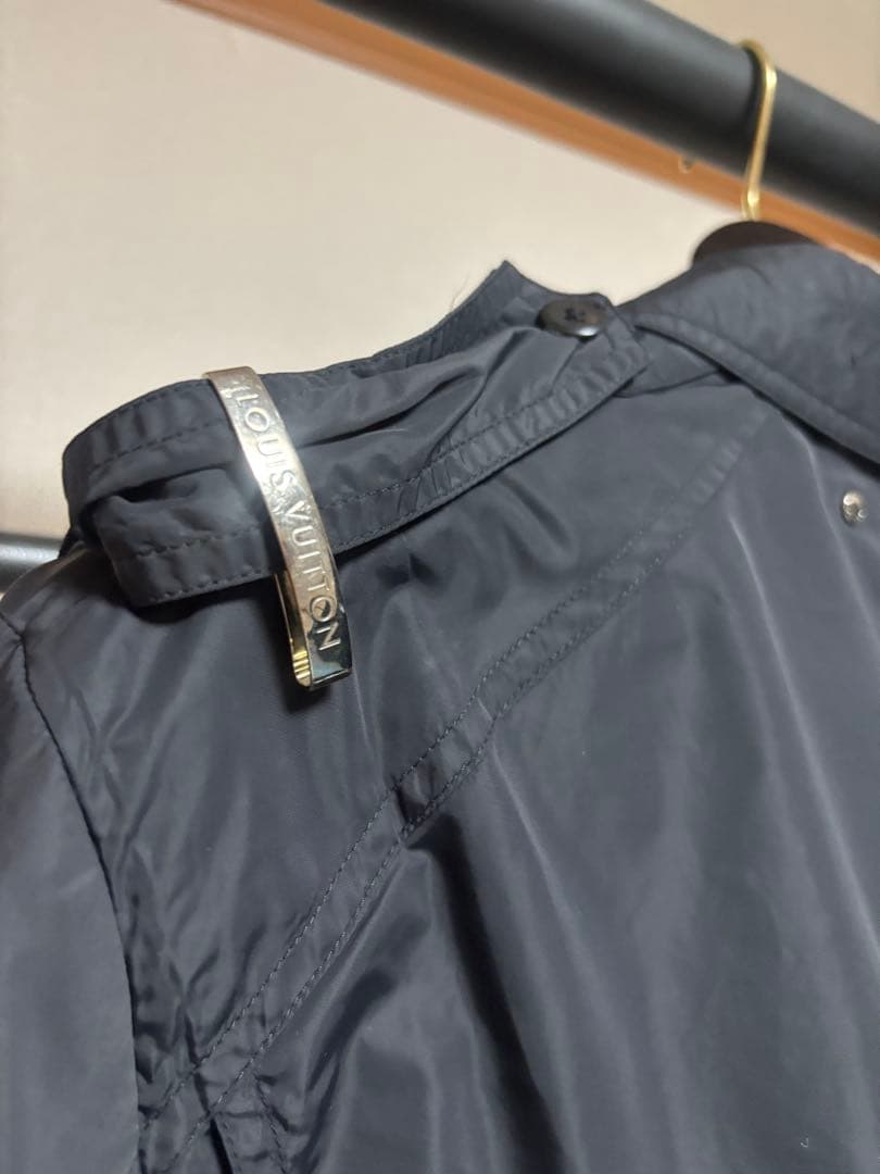 希少Louis Vuitton ダークグレー ミリタリージャケット ルイヴィトン