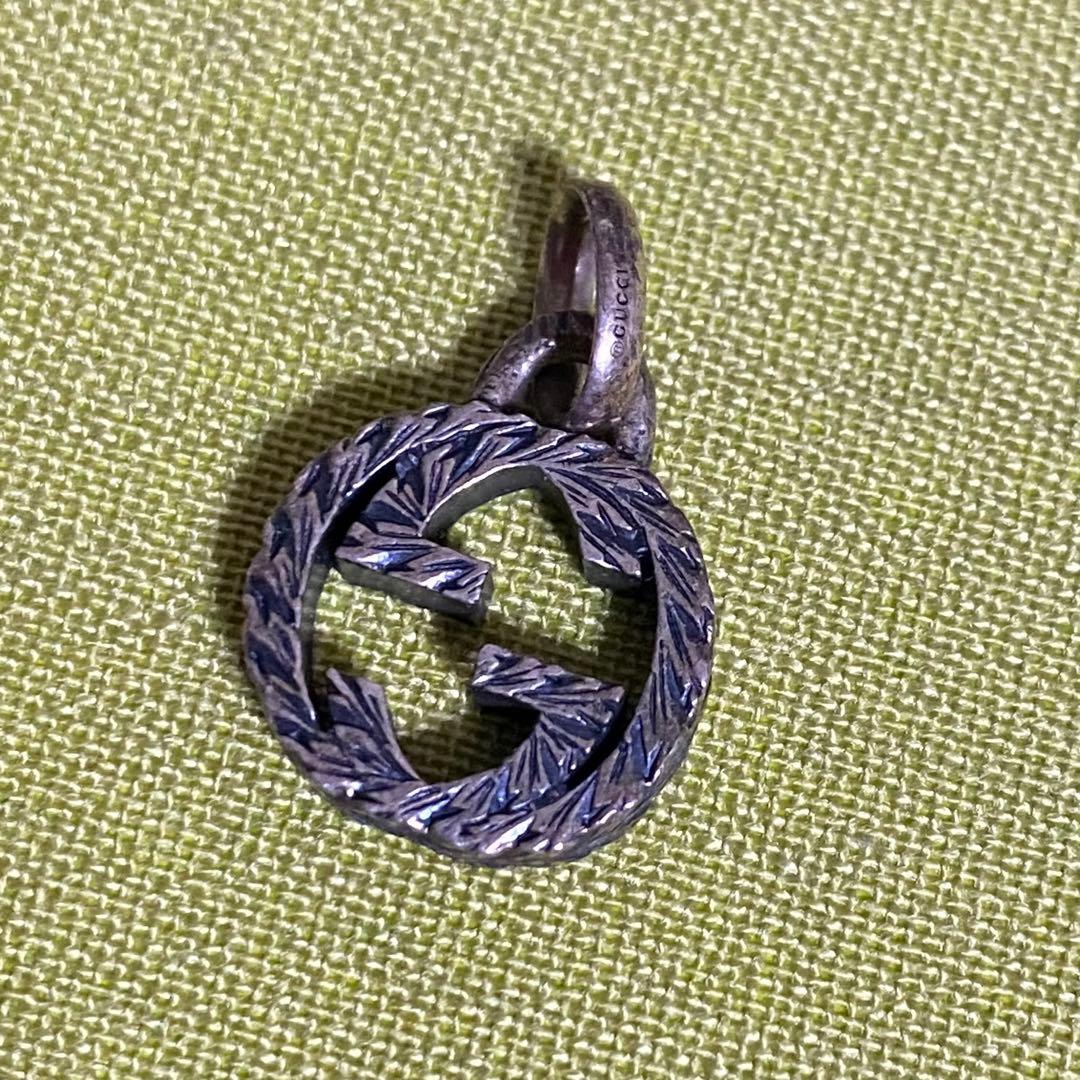 GUCCI ネックレスペンダント　チェーンなし