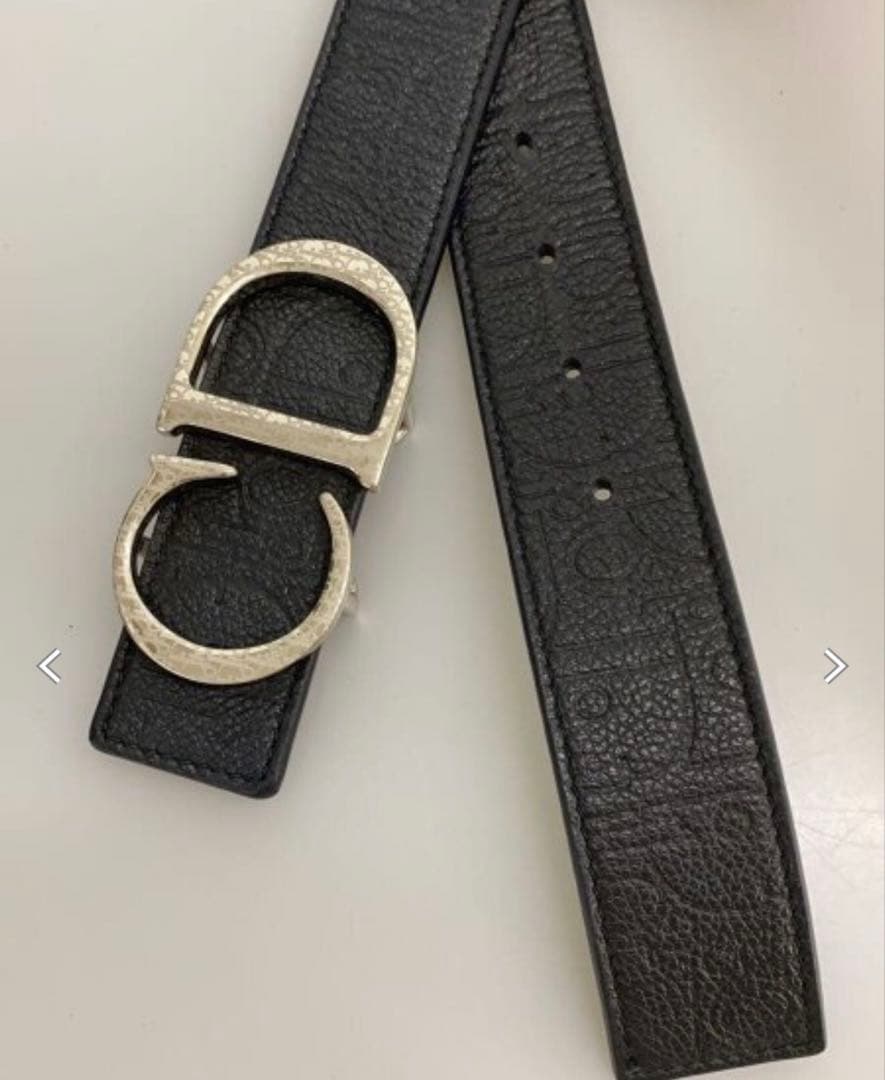 Christian dior リバーシブルベルト