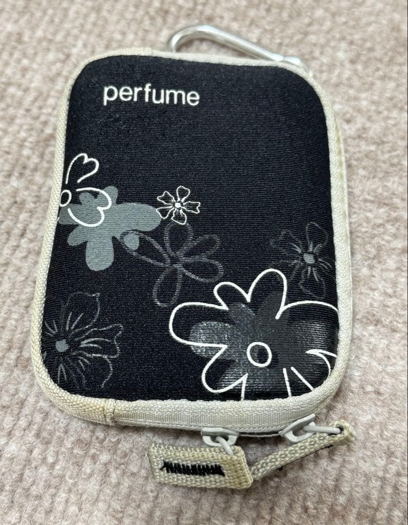 Canon IXY ゴールド コンパクトデジタルカメラ　610F 動作確認済み