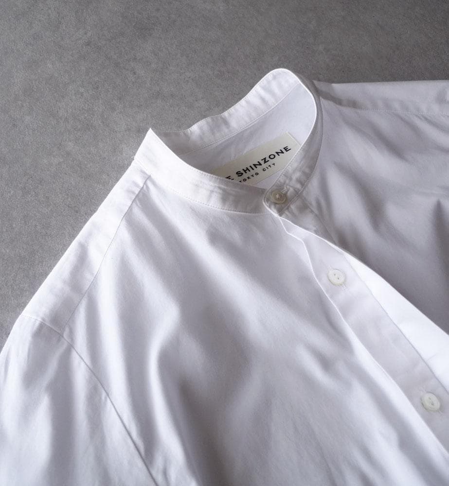 美品 ザ シンゾーン スタンドカラーブラウス ホワイト SHINZONE 410