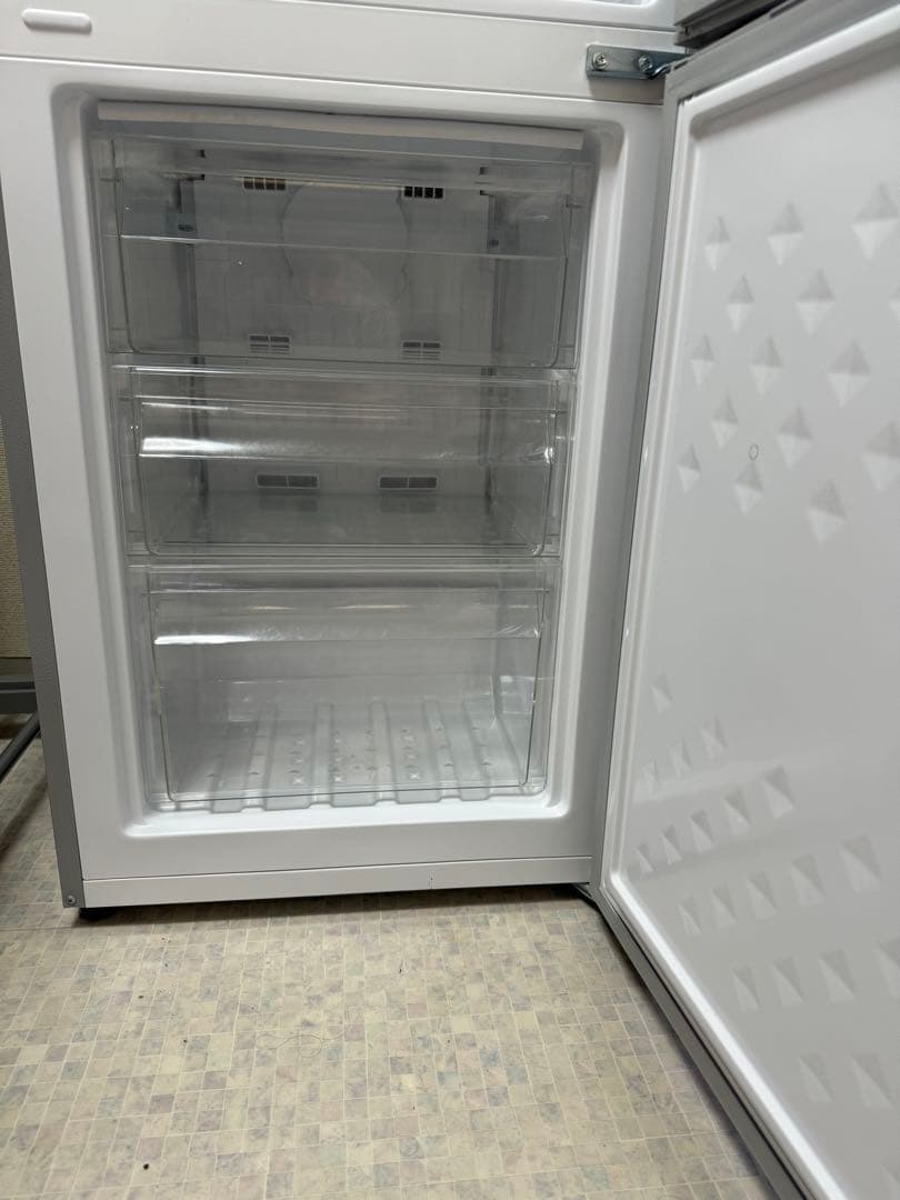 アイリスオーヤマ　冷凍冷蔵庫　231L IRSN-23A-S 2023年製