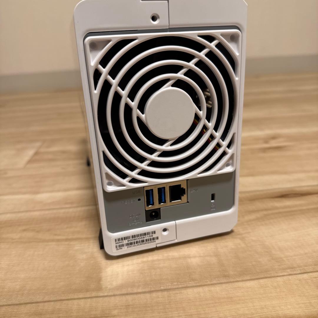 HDD 6TB 2台付属　Synology NAS 2ベイ DS223j