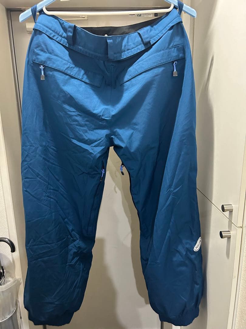 VOLCOM アーサーロンゴ GORE-TEX XL 新品　上下セット。