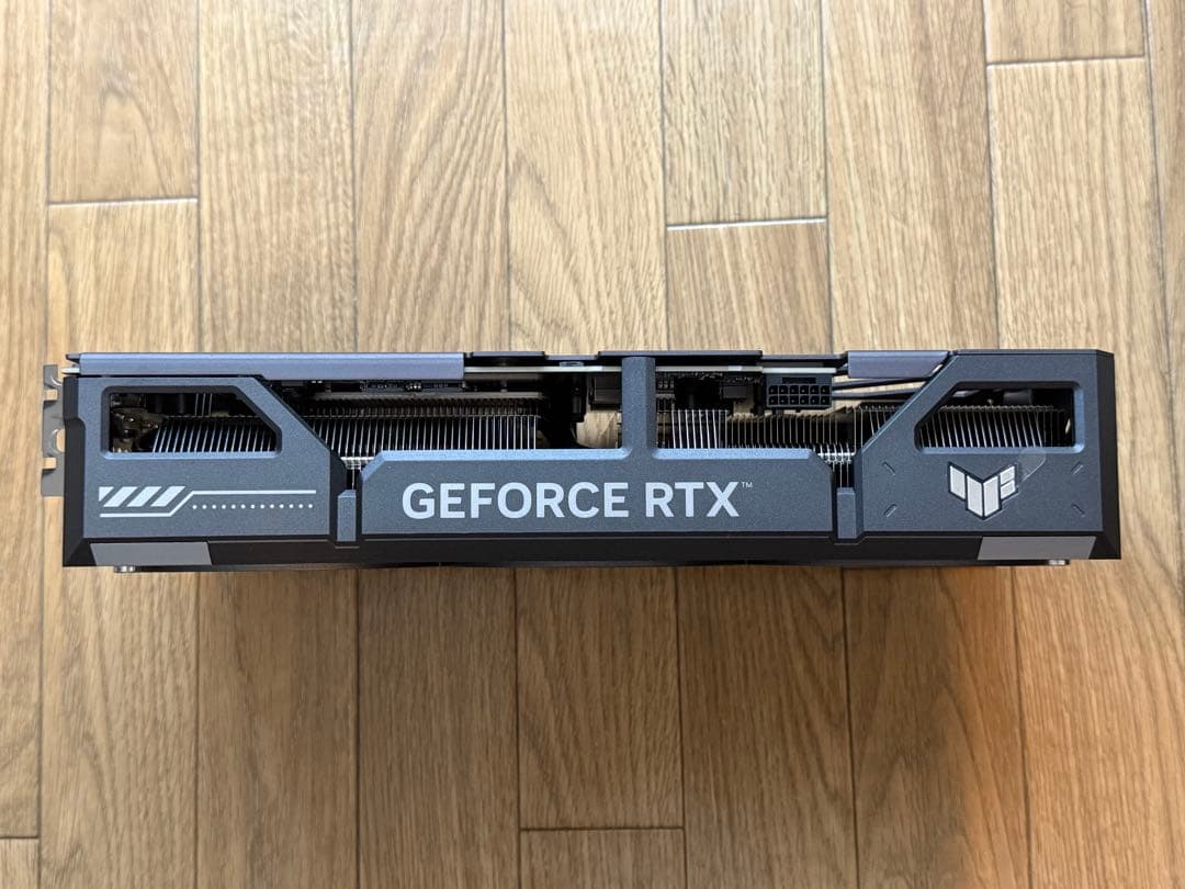 グラフィックボード・グラボ・ビデオカード ASUS TUF GAMING GeForce RTX 5060 Ti 16GB