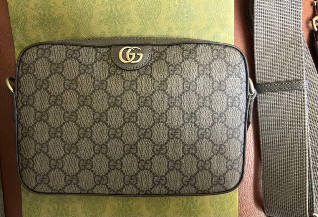 【大幅値下げ】GG メッセンジャー&クロスボディバッグ
