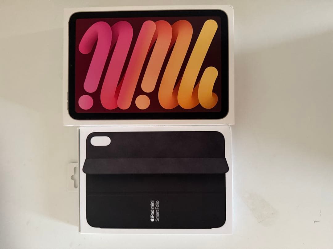 iPad mini 7 256GB スターライト純正ケース付き