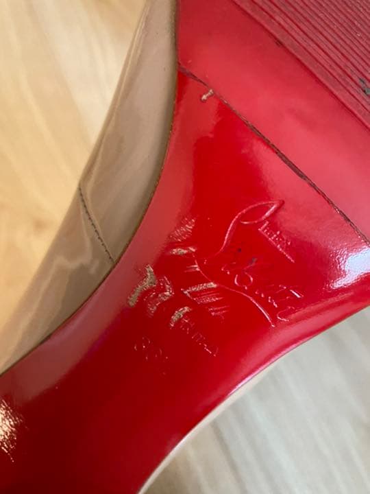 クリスチャンルブタン・パンプス・PIGALLE85