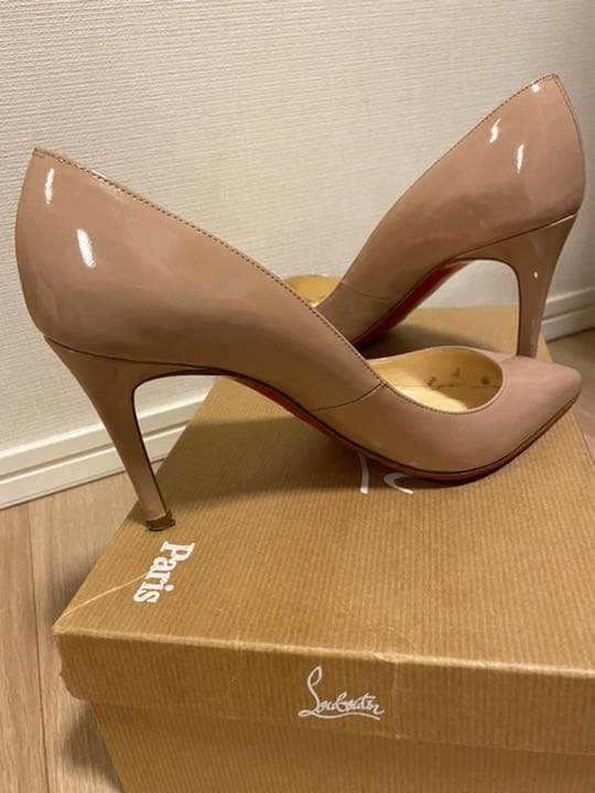 クリスチャンルブタン・パンプス・PIGALLE85