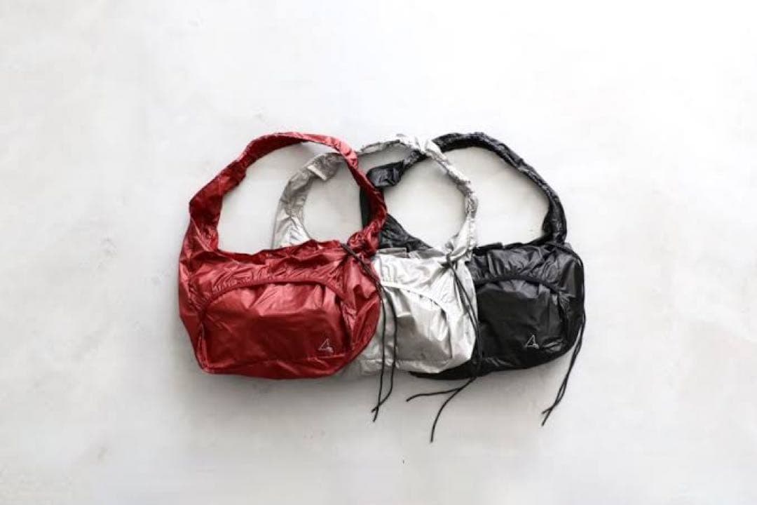 ROA ナイロンショルダーバッグ