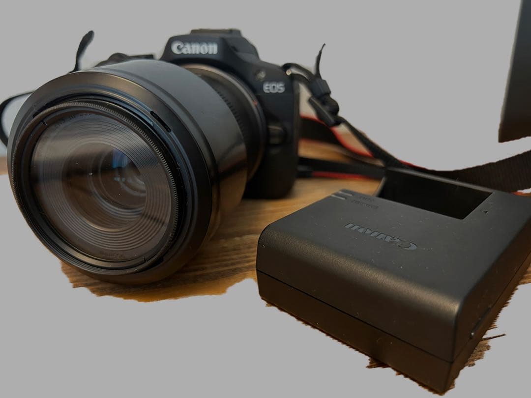 Canon EOS R100 ミラーレスカメラ