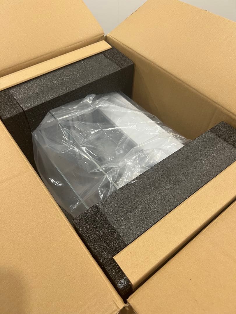 MSI MAG PANO 100L PZ/ホワイト　ゲーミングPC ケース