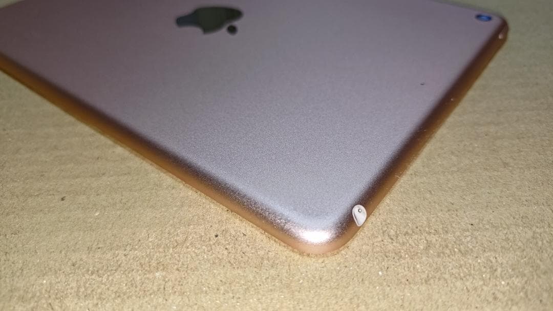 ジャンク品 Apple iPad mini 4 256GB ゴールド Wi-Fi