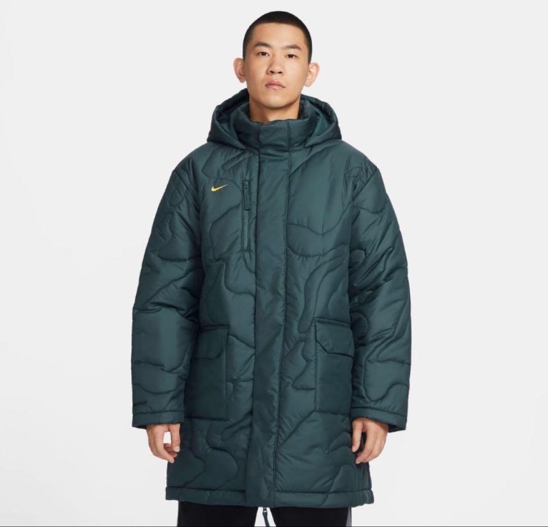 NIKEベンチコート